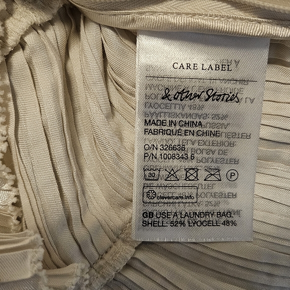 & other stories please wrap top in shiny off white, US 4 - Picture 4 of 6